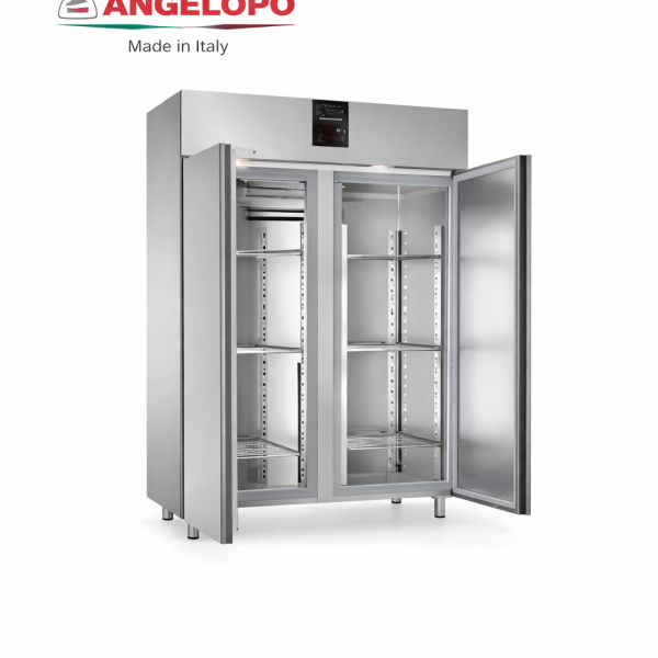 UPRIGHT REFRIGERATED DOUBLE DOORS